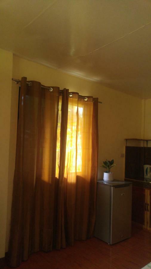 Miki'S Guest House Сикихор Экстерьер фото